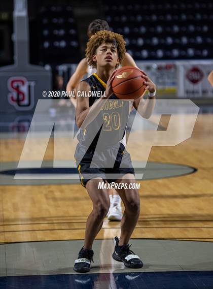 Thumbnail 1 in Lincoln vs. Eastlake (King Showcase) photogallery.