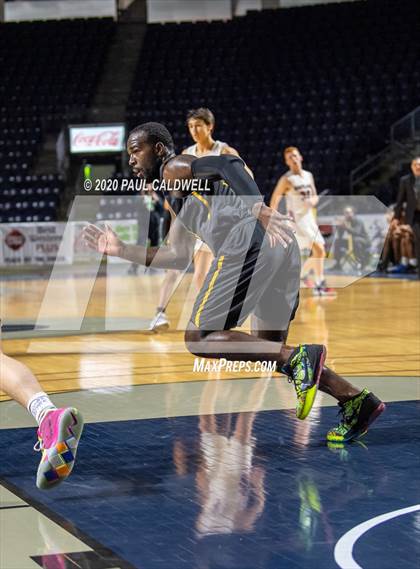 Thumbnail 1 in Lincoln vs. Eastlake (King Showcase) photogallery.