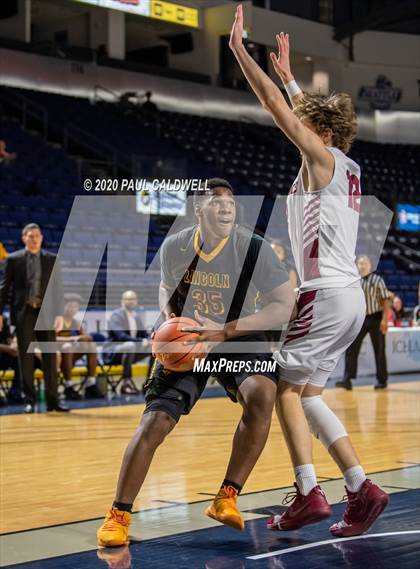 Thumbnail 1 in Lincoln vs. Eastlake (King Showcase) photogallery.
