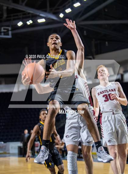 Thumbnail 2 in Lincoln vs. Eastlake (King Showcase) photogallery.