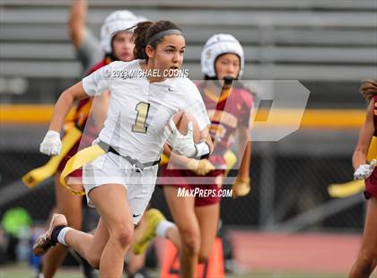 Thumbnail 1 in Oak Park @ Simi Valley photogallery.