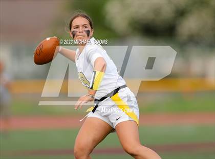 Thumbnail 1 in Oak Park @ Simi Valley photogallery.