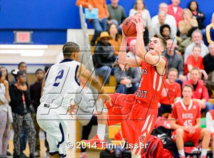 Thumbnail 3 in Regis Jesuit @ Overland photogallery.