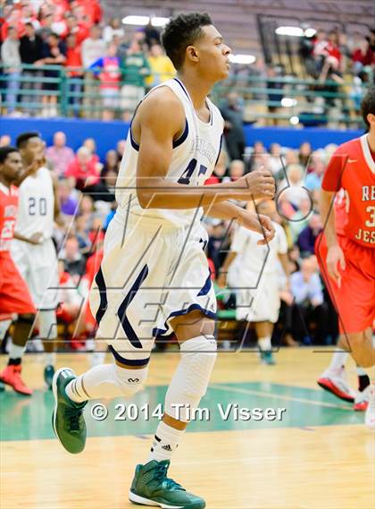 Thumbnail 1 in Regis Jesuit @ Overland photogallery.