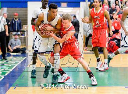 Thumbnail 3 in Regis Jesuit @ Overland photogallery.