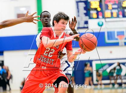 Thumbnail 2 in Regis Jesuit @ Overland photogallery.