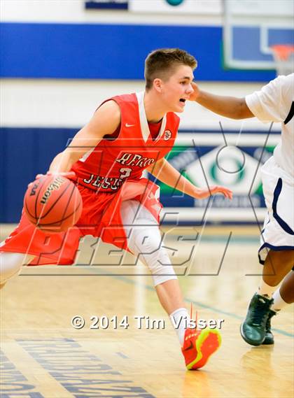 Thumbnail 2 in Regis Jesuit @ Overland photogallery.