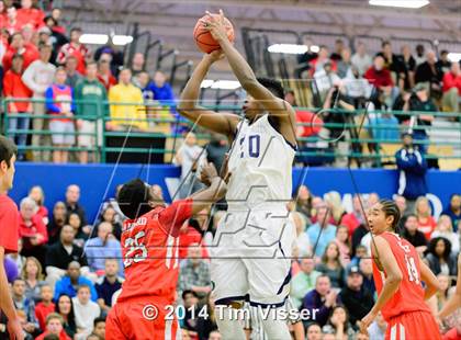 Thumbnail 2 in Regis Jesuit @ Overland photogallery.