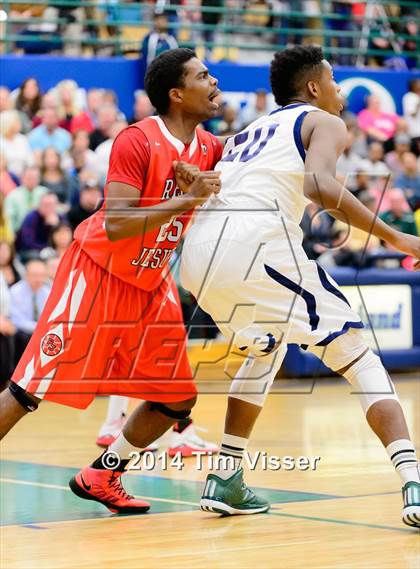 Thumbnail 1 in Regis Jesuit @ Overland photogallery.
