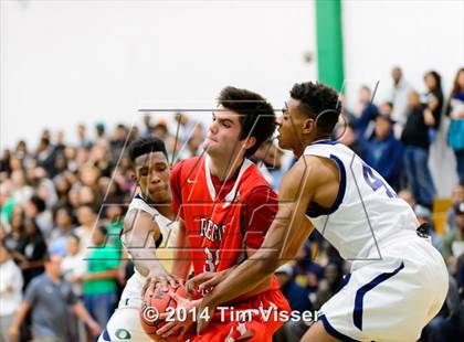 Thumbnail 1 in Regis Jesuit @ Overland photogallery.