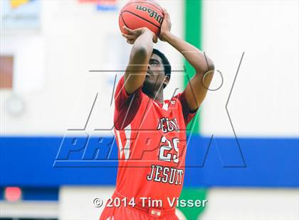 Thumbnail 2 in Regis Jesuit @ Overland photogallery.