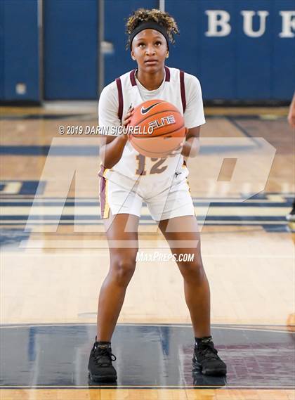 Thumbnail 3 in Mountain Pointe vs Highland (Nike Tournament of Champions) photogallery.