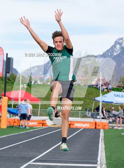Thumbnail 3 in Utah County Invitational (Long Jump) photogallery.