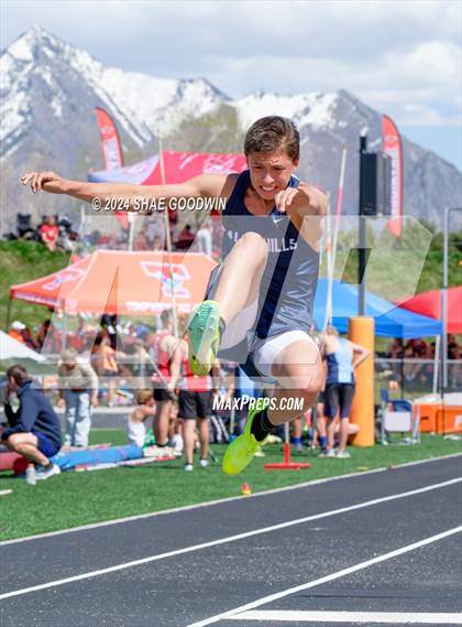Thumbnail 2 in Utah County Invitational (Long Jump) photogallery.