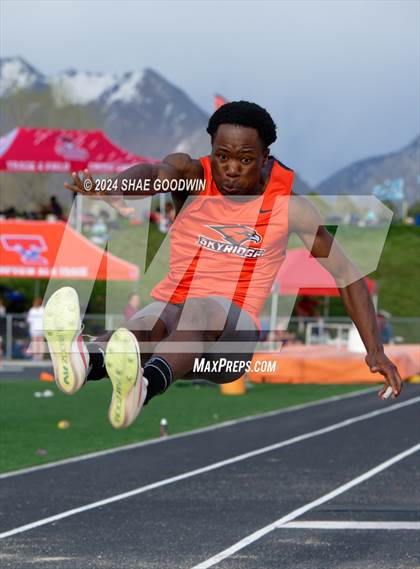 Thumbnail 1 in Utah County Invitational (Long Jump) photogallery.