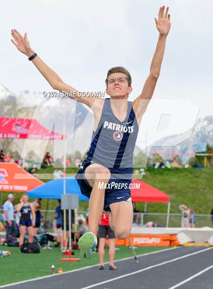 Thumbnail 3 in Utah County Invitational (Long Jump) photogallery.