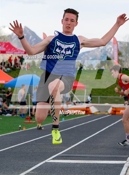 Thumbnail 3 in Utah County Invitational (Long Jump) photogallery.