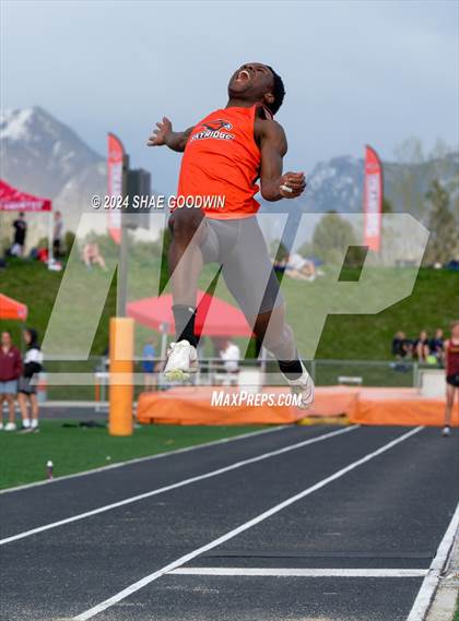 Thumbnail 2 in Utah County Invitational (Long Jump) photogallery.