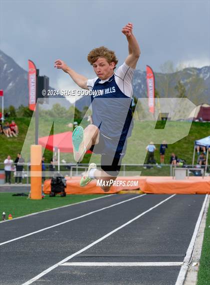 Thumbnail 2 in Utah County Invitational (Long Jump) photogallery.
