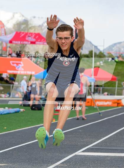 Thumbnail 1 in Utah County Invitational (Long Jump) photogallery.