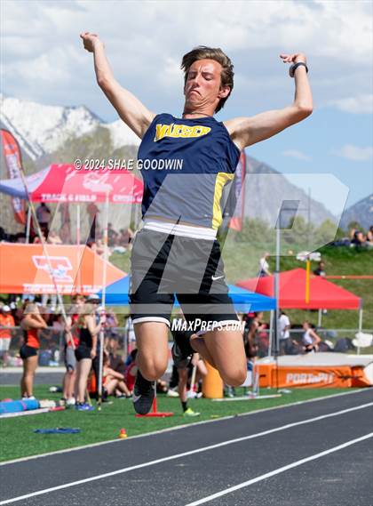 Thumbnail 3 in Utah County Invitational (Long Jump) photogallery.