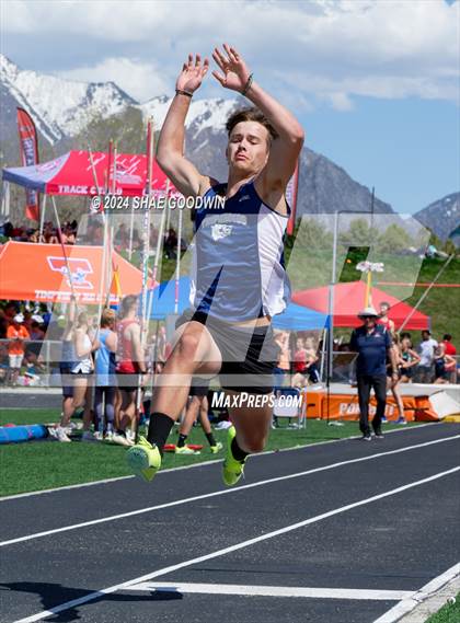Thumbnail 2 in Utah County Invitational (Long Jump) photogallery.