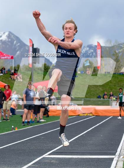 Thumbnail 2 in Utah County Invitational (Long Jump) photogallery.