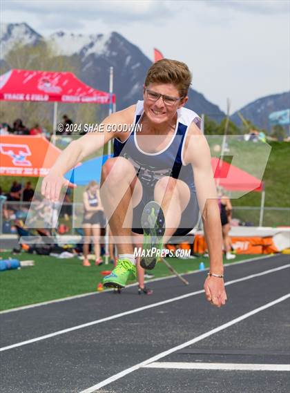 Thumbnail 1 in Utah County Invitational (Long Jump) photogallery.