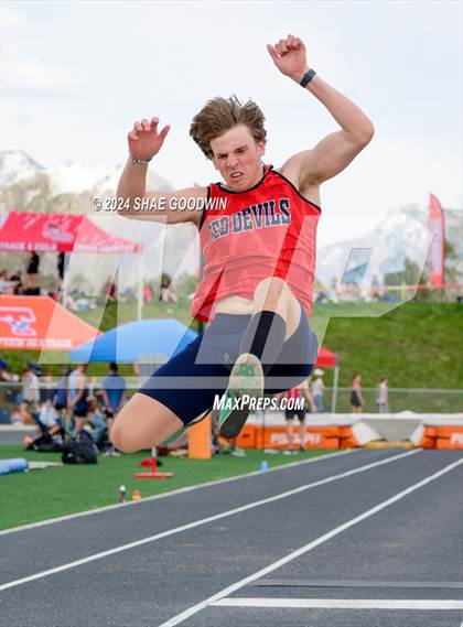 Thumbnail 1 in Utah County Invitational (Long Jump) photogallery.