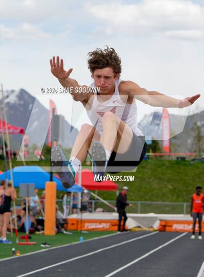 Thumbnail 3 in Utah County Invitational (Long Jump) photogallery.