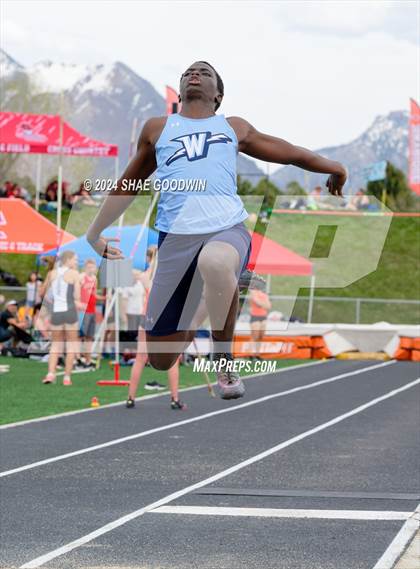 Thumbnail 1 in Utah County Invitational (Long Jump) photogallery.
