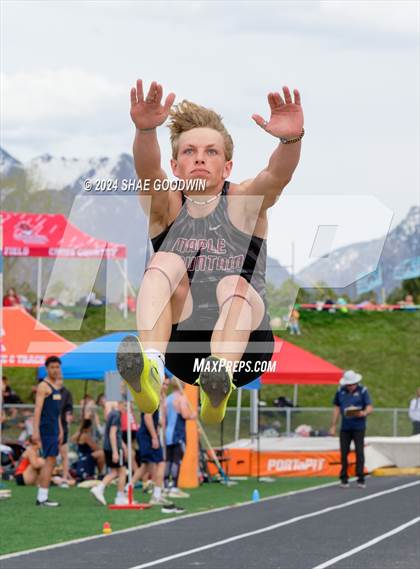 Thumbnail 3 in Utah County Invitational (Long Jump) photogallery.