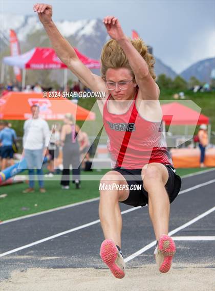 Thumbnail 3 in Utah County Invitational (Long Jump) photogallery.