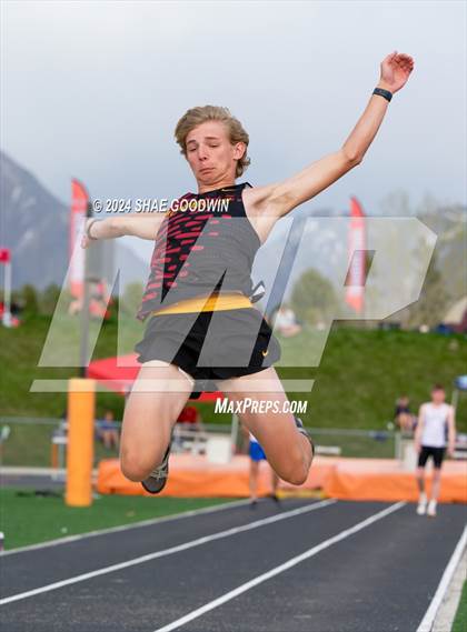 Thumbnail 3 in Utah County Invitational (Long Jump) photogallery.