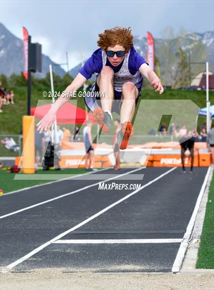 Thumbnail 2 in Utah County Invitational (Long Jump) photogallery.