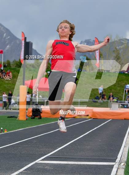 Thumbnail 1 in Utah County Invitational (Long Jump) photogallery.