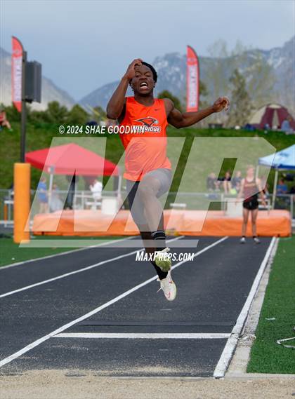 Thumbnail 1 in Utah County Invitational (Long Jump) photogallery.