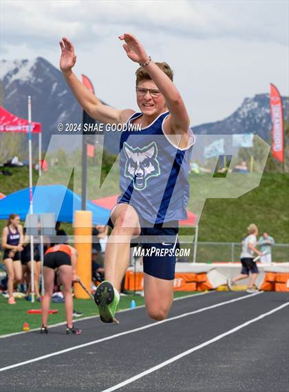 Thumbnail 3 in Utah County Invitational (Long Jump) photogallery.