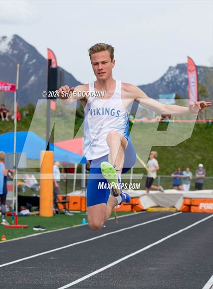 Thumbnail 3 in Utah County Invitational (Long Jump) photogallery.