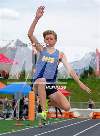 Thumbnail 3 in Utah County Invitational (Long Jump) photogallery.