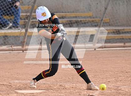 Thumbnail 3 in Los Alamitos vs. El Modena (Michelle Carew Classic) photogallery.