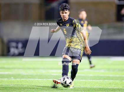 Thumbnail 1 in Grand Oaks vs Eisenhower (UIL 6A D1 Bi-District playoffs) photogallery.