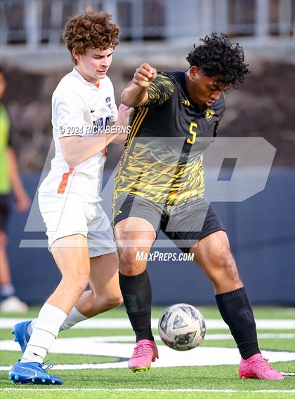 Thumbnail 1 in Grand Oaks vs Eisenhower (UIL 6A D1 Bi-District playoffs) photogallery.