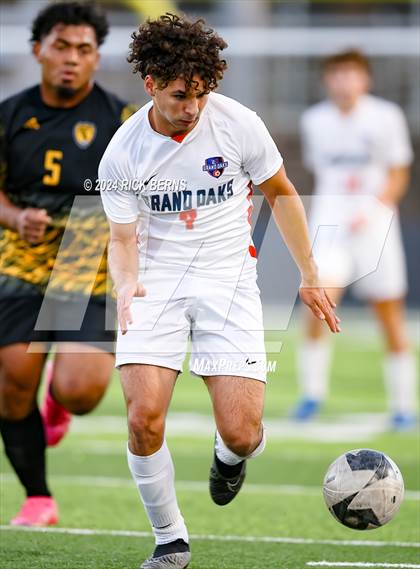 Thumbnail 2 in Grand Oaks vs Eisenhower (UIL 6A D1 Bi-District playoffs) photogallery.