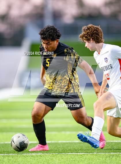 Thumbnail 3 in Grand Oaks vs Eisenhower (UIL 6A D1 Bi-District playoffs) photogallery.
