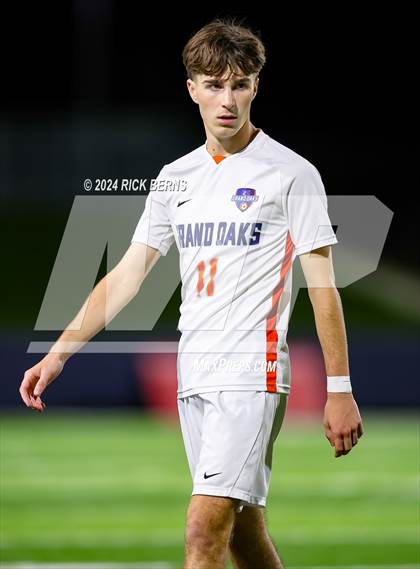 Thumbnail 3 in Grand Oaks vs Eisenhower (UIL 6A D1 Bi-District playoffs) photogallery.