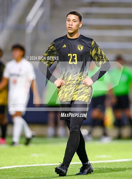 Thumbnail 3 in Grand Oaks vs Eisenhower (UIL 6A D1 Bi-District playoffs) photogallery.