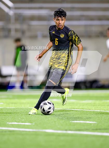Thumbnail 1 in Grand Oaks vs Eisenhower (UIL 6A D1 Bi-District playoffs) photogallery.