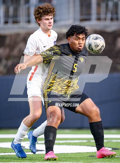 Thumbnail 2 in Grand Oaks vs Eisenhower (UIL 6A D1 Bi-District playoffs) photogallery.