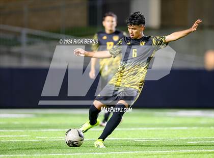 Thumbnail 2 in Grand Oaks vs Eisenhower (UIL 6A D1 Bi-District playoffs) photogallery.